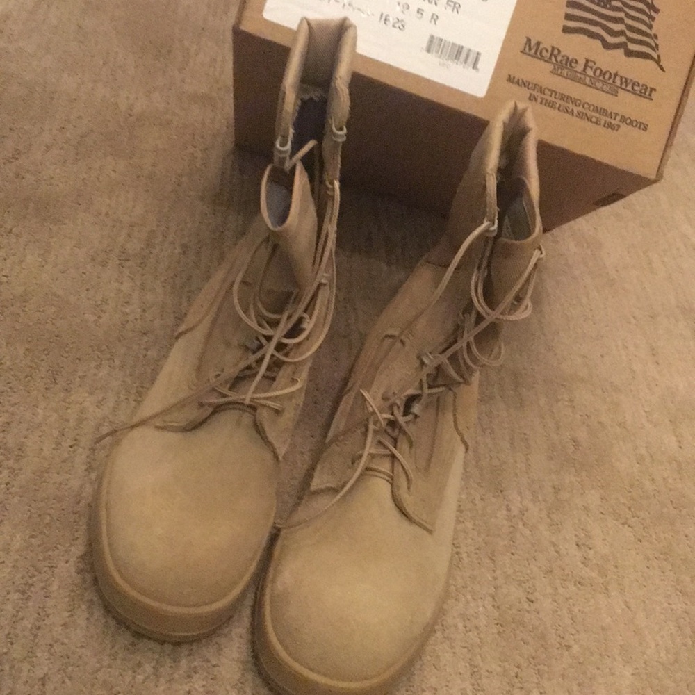 New in box McRae combat boots